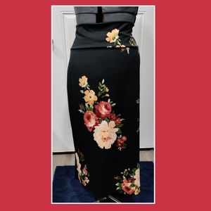 Piphany (formerly Honey & Lace)  floral skirt women's size Large